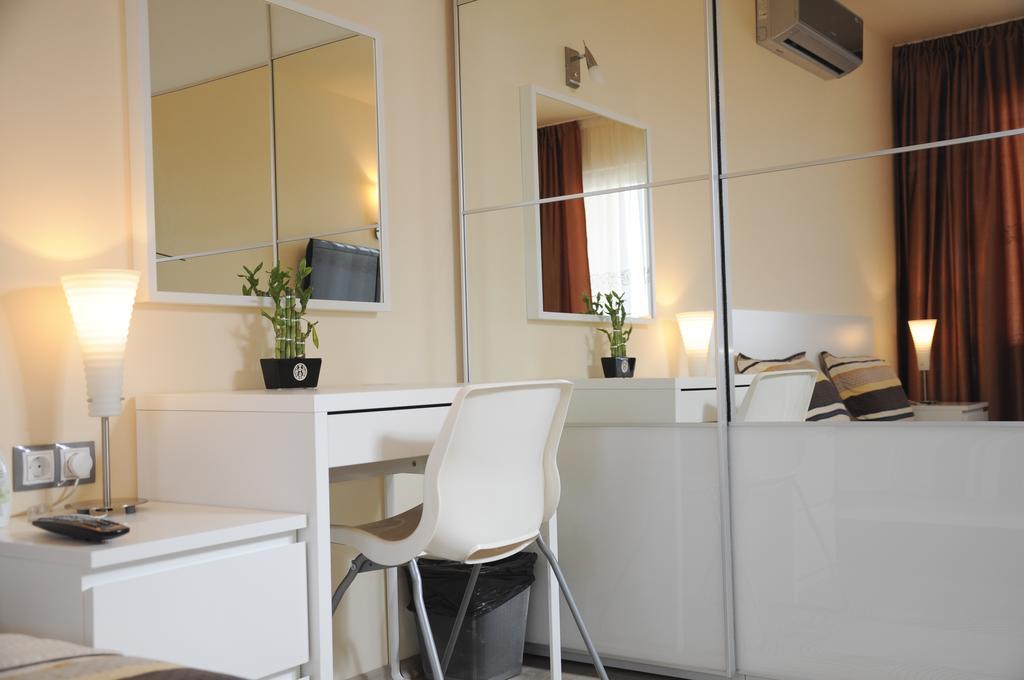 Derelli Elegance Apartment София Стая снимка